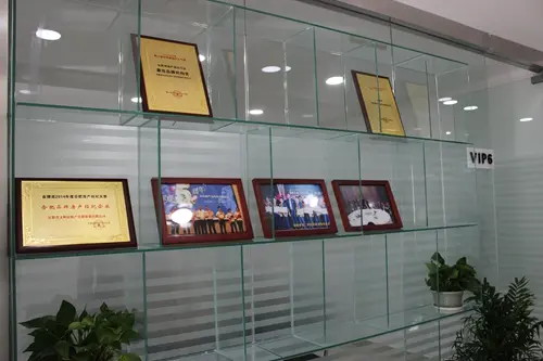 热烈祝贺义和房产新华学府店盛大开业