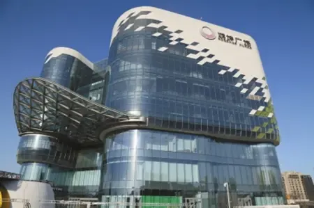 鸿坤广场购物中心坐落于南四环,属于西红门核心商业区,东临京开高速